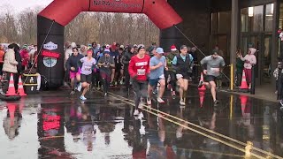 Hundreds of runners brave the rain, cold for Thanksgiving 5K in Luzerne County