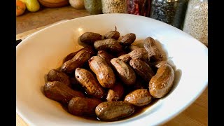 Best Snack Ever - Cajun Boiled Peanuts in a Slow Cooker