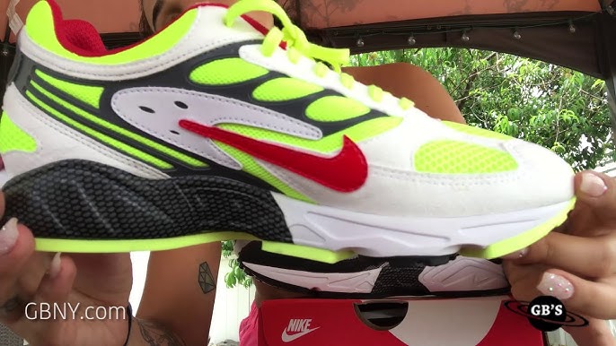 Nike air Ghost Racer NEON YELLOW unboxing/Nike air feet review - YouTube