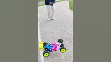 Wheel tapping the (KYOSHO INFERNO MP9) 1/8 buggy