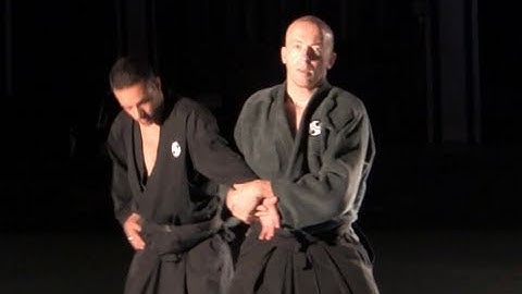 Seoe, elbow break, basic - Ninjutsu technique for Akban wiki