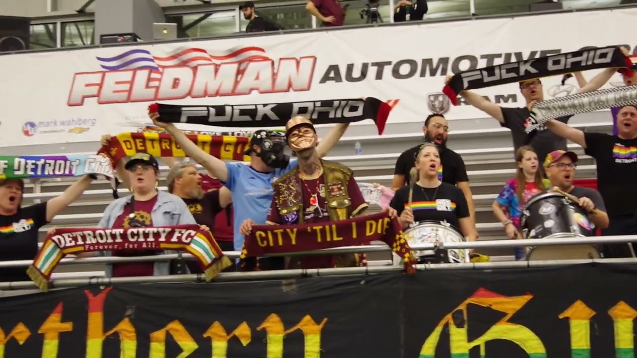 Northern Guard Supporters sing Dirty Old Town