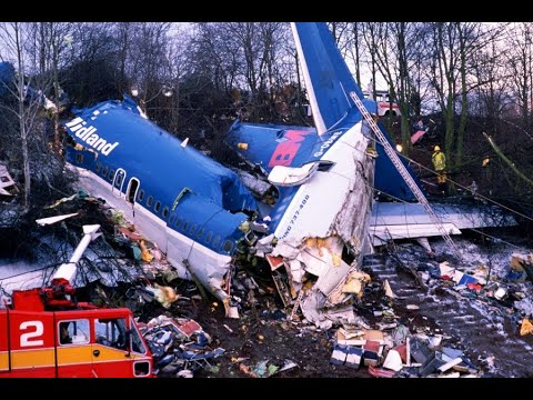 Видео: Крушение самолета рейса 092