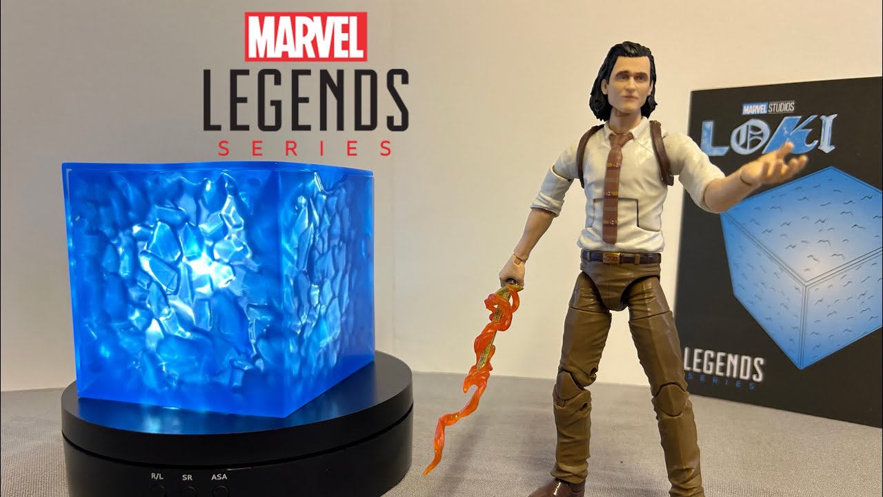 Marvel Legends Loki figure with Tesseract Electronic Role Play 