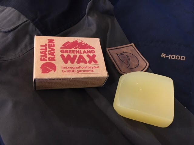 How to make clothes waterproof with the Fjällräven Greenland Wax