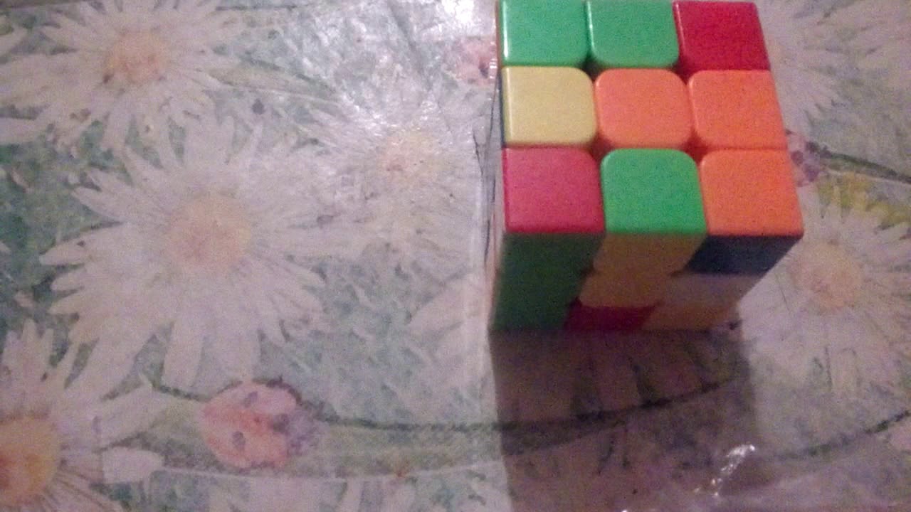 Как собрать желтый крест