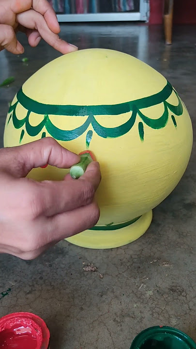 Easy pot painting|how to decorate kalash for navratri|diwali Pot Decoration |kalash/Matki painting |