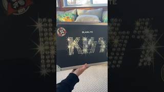 Kiss x Glamlite unboxing! Full review on my channel. ⚡️ #rock #glamlite