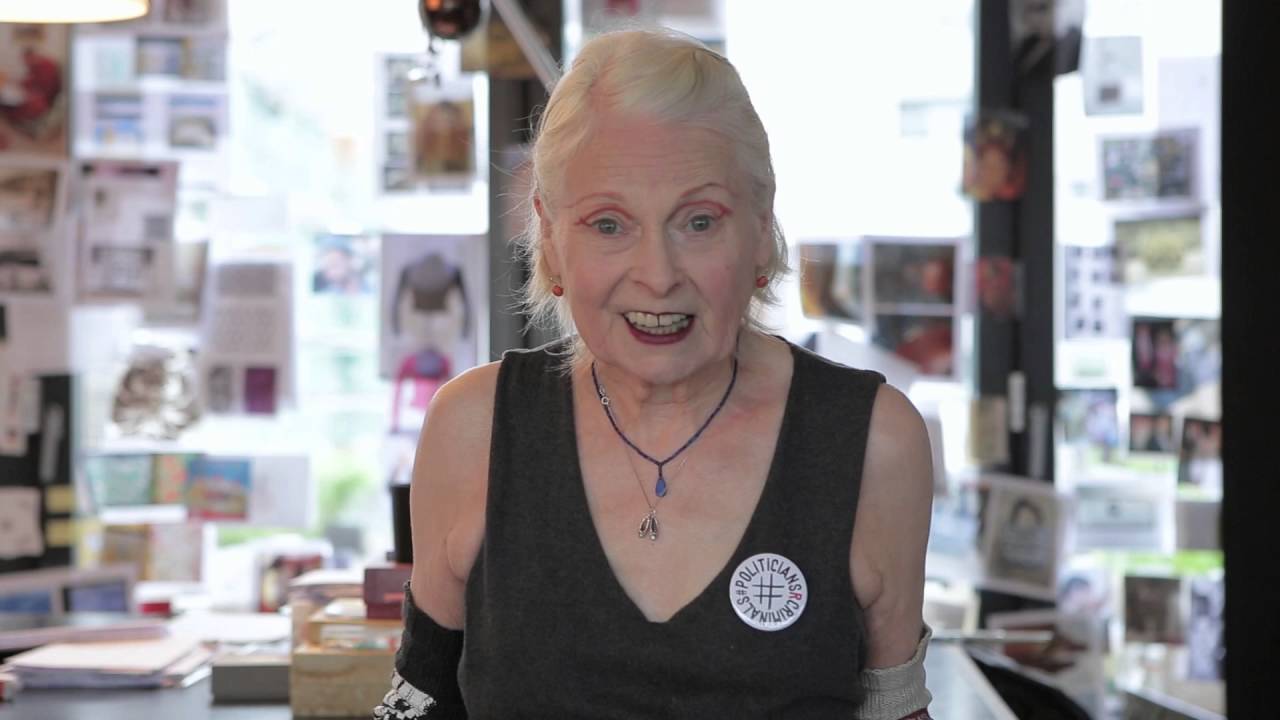 Vivienne Westwood in support of Julian Assange - YouTube