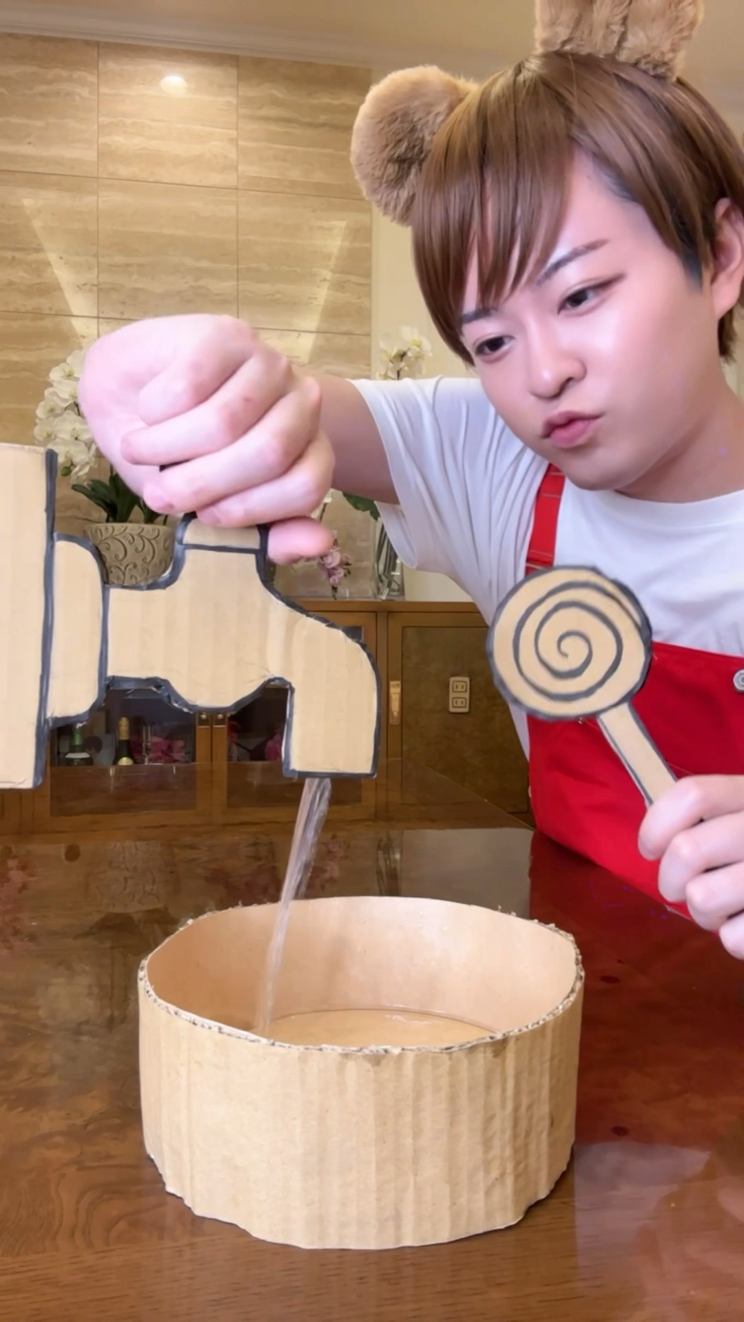 CLEAN A CARDBOARD CANDY！#asmr