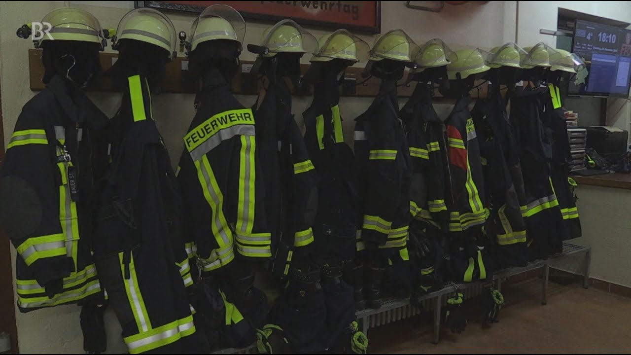 Feuerwehrler werden knapp - Freiwillige Feuerwehr Oberwildenau setzt auf Partnerschaften | BR24