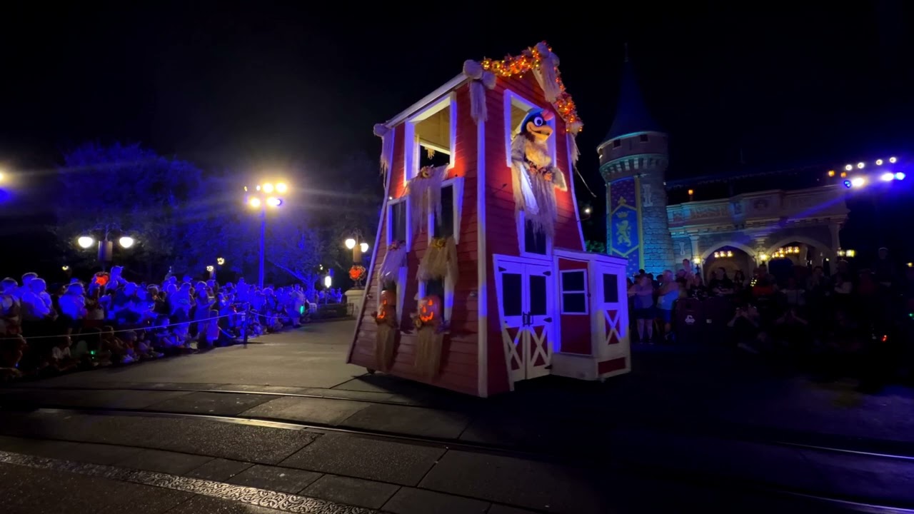 Boo to You Parade 09/25/2025