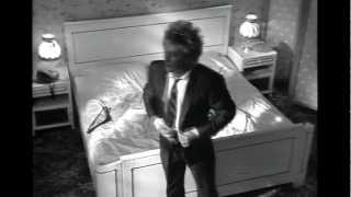 Rod Stewart - Another Heartache (Official Clip) HD 1080p chords