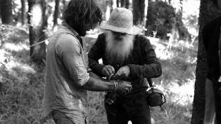 Angus Stone - Behind-the-Scenes of Monsters