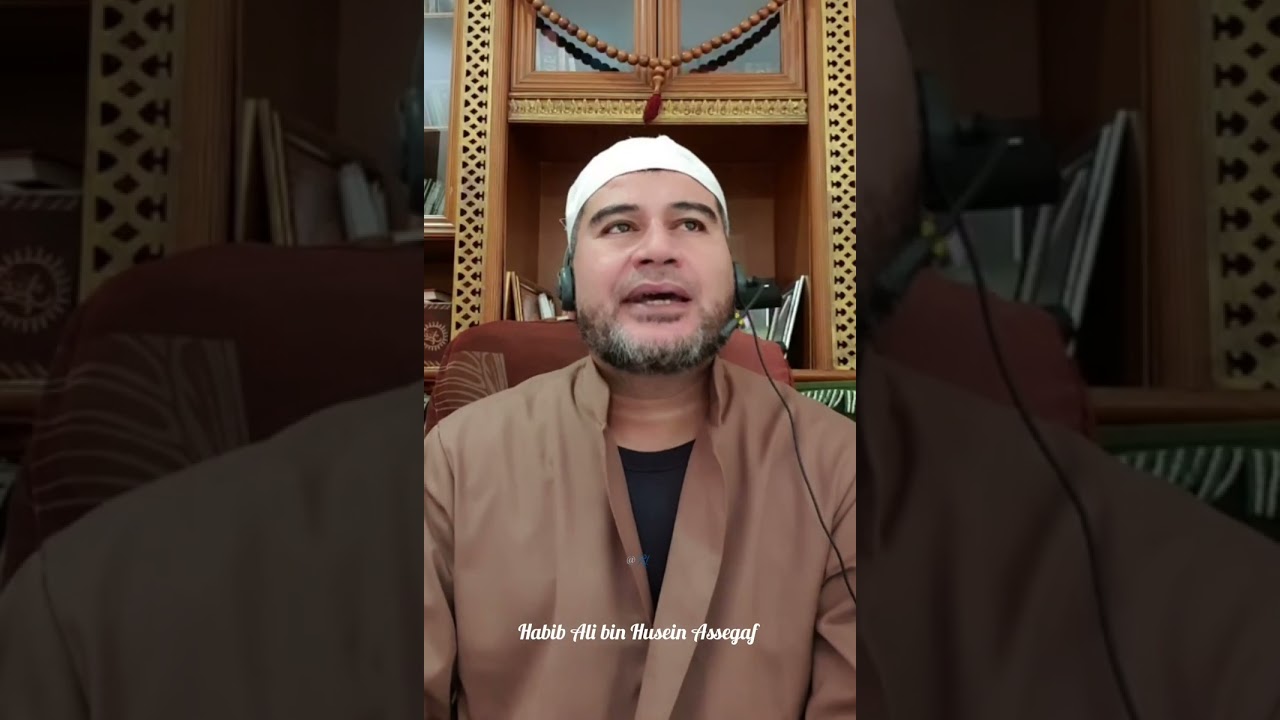 HUKUM MEMAKAN BINATANG YANG SUDAH MENJADI BANGKAI (Al-Habib Ali bin Husein Assegaf)