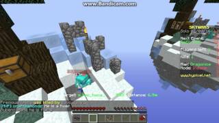 Gliding Hacker in Skywars