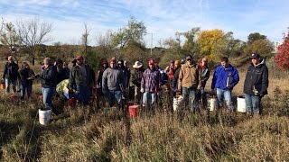 These Students Know the Dirt! by Harvest Public Media 103 views 7 years ago 3 minutes, 9 seconds