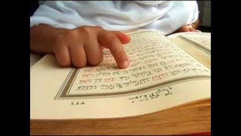 سوره مريم مترجمه للانجليزيه Maryam translated into English