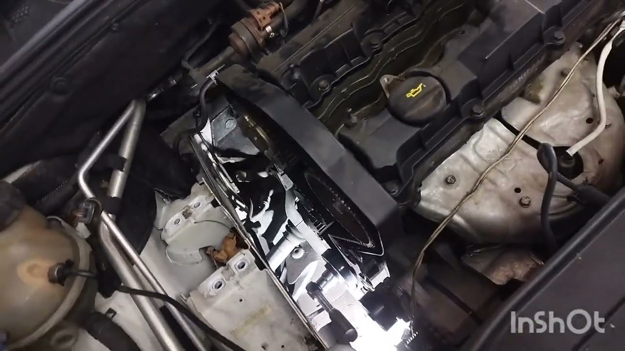 Cambio de correa de distribución y bomba de agua, Peugeot 308 1.6 16 válvulas.