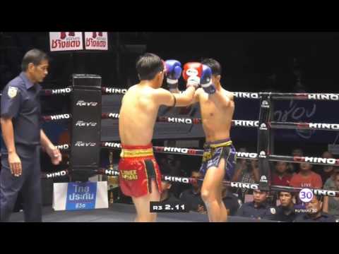 ลุมพินี TKO 11-03-2017 คู่ที่ 3 รุ่งเพชร เพชรเจริญ VS เพชรภูซาง กีล่าสปอร์ต