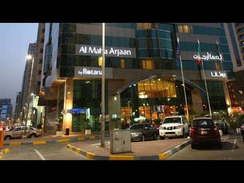 Al Maha Arjaan by Rotana Room Tour + Dinner at Cafe 302 | thebagayas