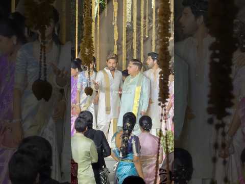 Allu Arjun With Father Bonding❤️|#alluarjun #alluaravind #fridayposter #allusirishmarriage