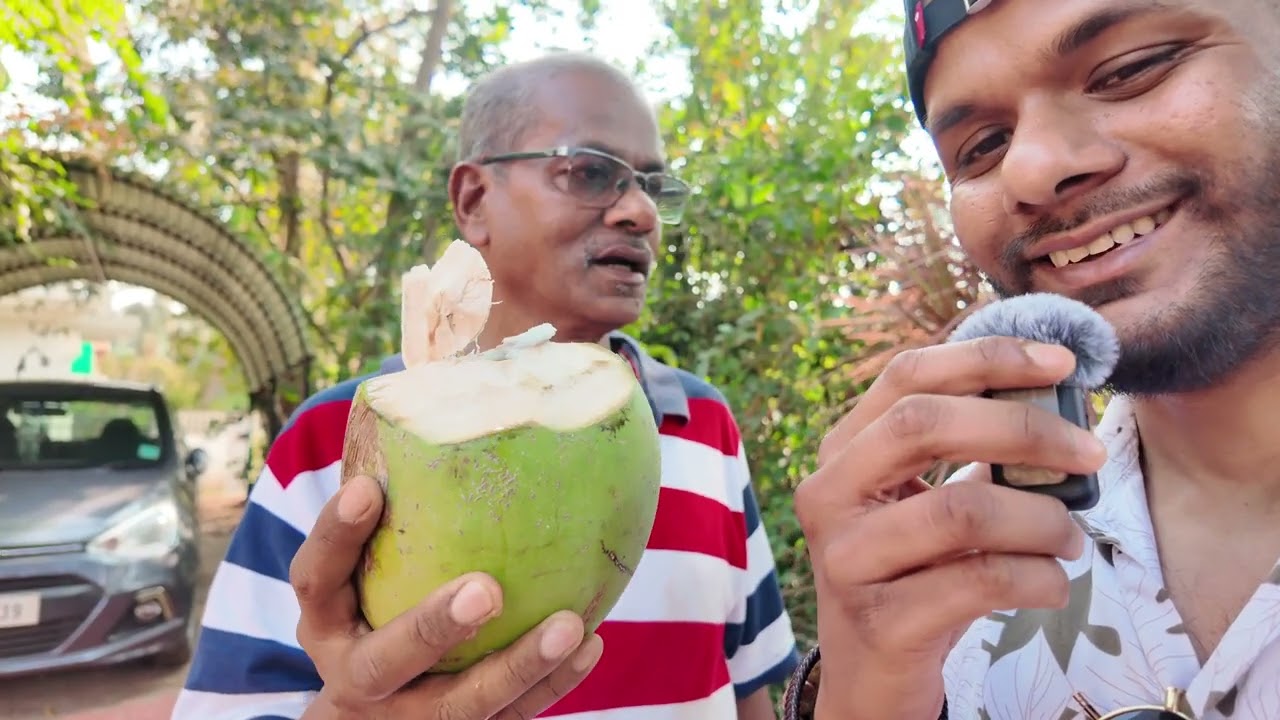 We had a special guest??? 😱 Coconut plucker(Padekar)??? 