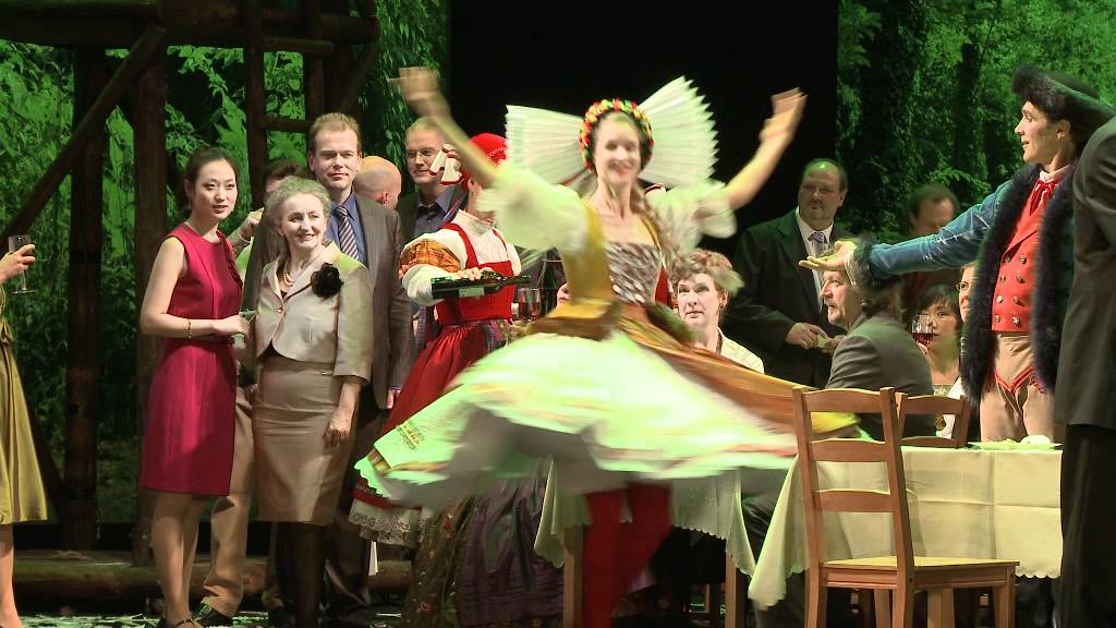 DIE VERKAUFTE BRAUT - Komische Oper von Bedřich Smetana | Staatsoper ...