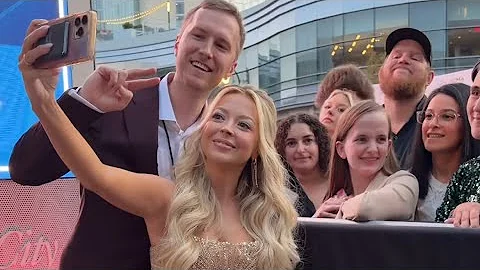 The CMA AWARDS were AMAZING this year! There are many talented people in country music atm 🤩🤩🤩