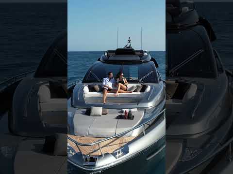Luxury Sportfly Yachts - Riva 76' Perseo Super, the fusion of performance and class - Ferretti Group