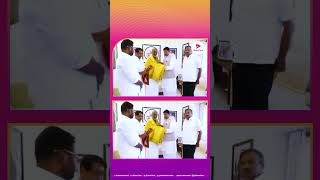 Rajinikanth Meets Nainar Nagendran, Receives PM Modi’s 12-Year Achievement Book #rajanikanth #news