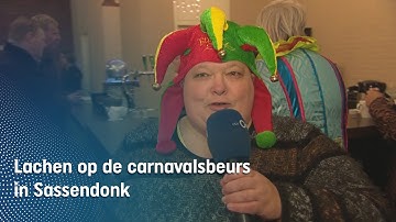 Verkleedkist van zolder en scoren maar die carnavalsoutfit!