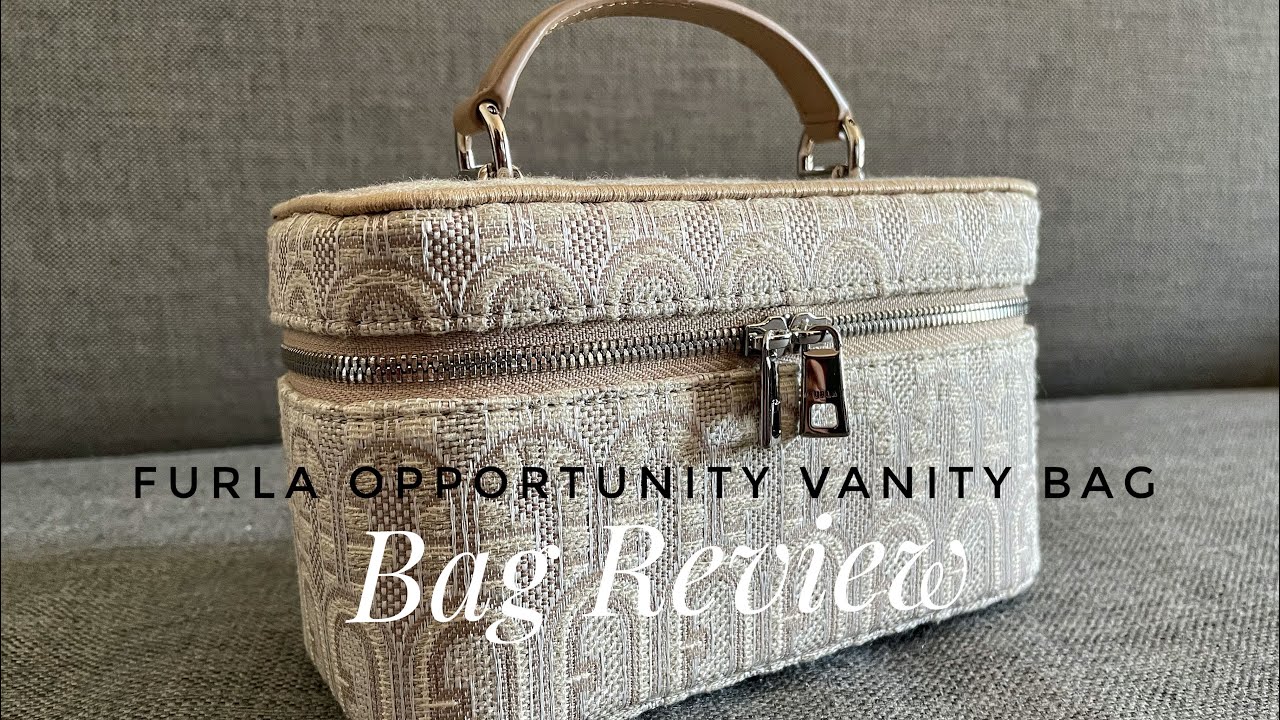 コスメポーチ OPPORTUNITY L COSMETIC CASE ☆ FURLA Furla Opportunity vanity bag | First Impressions ✨ - YouTube