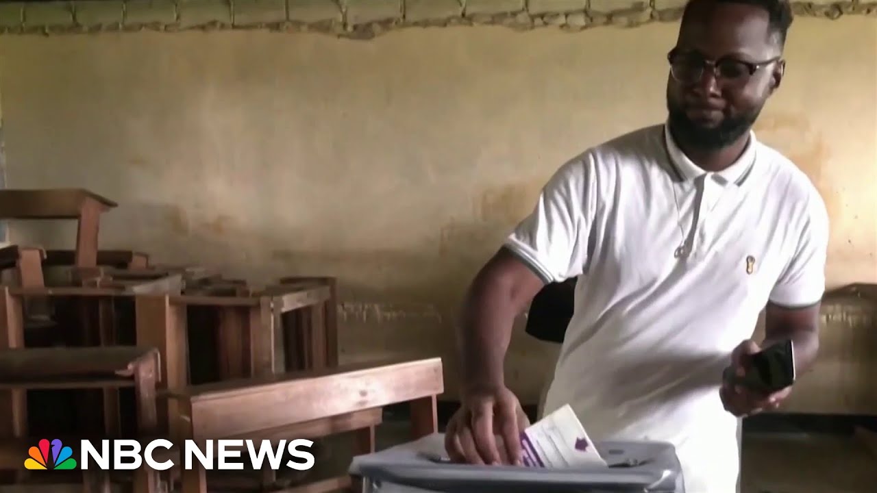 Democratic Republic of Congo extends election after first day of violence