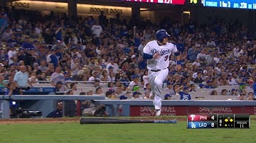 PHI@LAD: Pederson lines a double for his third RBI