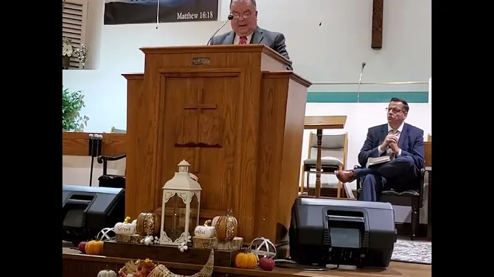 Bill Breedlove singing  "He Washed My Eyes With Te...