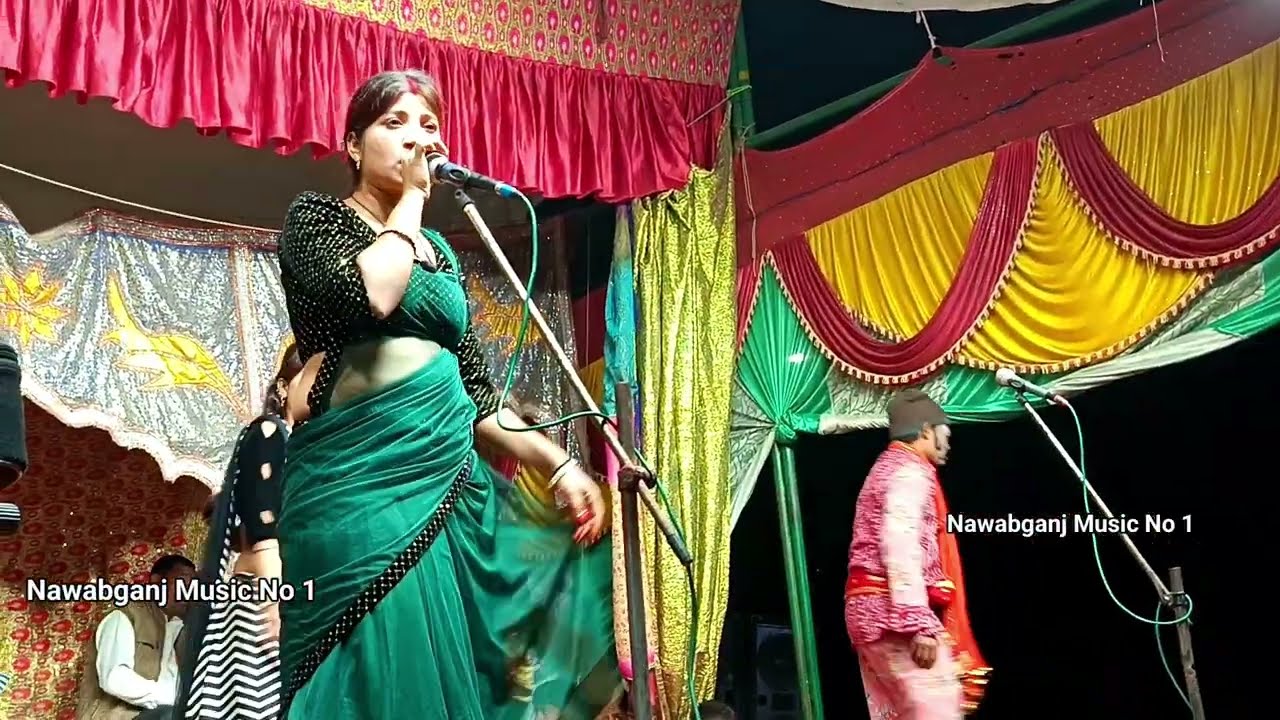 #ग़ज़ल बाहरी कलाकार का बहुत ही लाजवाब ग़ज़ल 💞 #nachnautanki #नौटंकी #वीडियो #nawabganj_ki_nautanki 