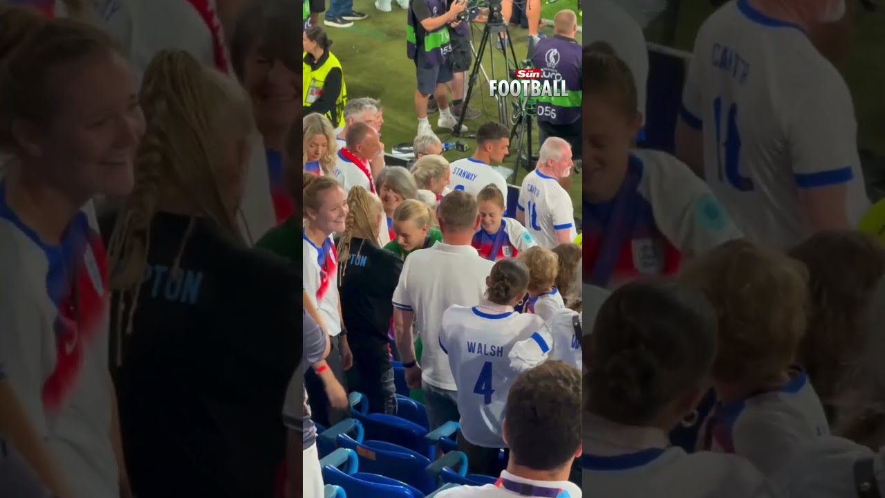England S Hero Hannah Hampton Celebrates With Her Family A Moment She Will Never Ever Forget 