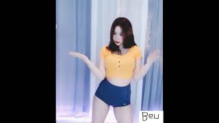 파란 핫팬츠에 심쿵하는 Hot한 댄스! [Dancer/bj이슬이]