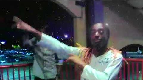 Mart Twenty feat. Money Evs - Up and Away (Official Video)