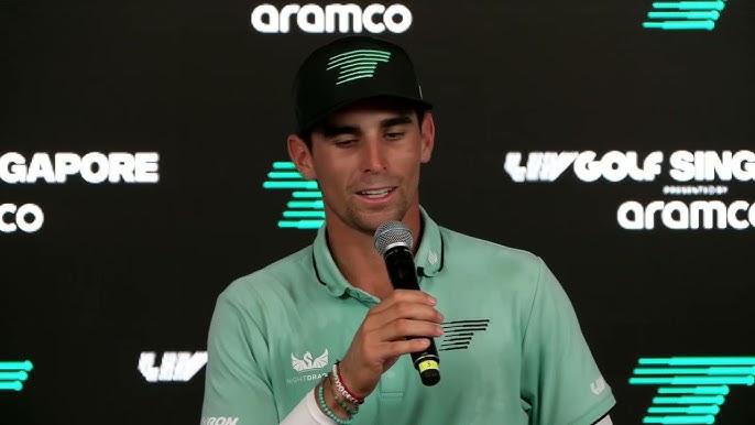 Joaquin Niemann leader LIV Golf Singapore 2025