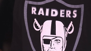 Fans in las vegas celebrate raiders planned move