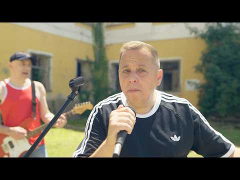 Gužva u 16-ercu - Idiot u loncu (Official Video)
