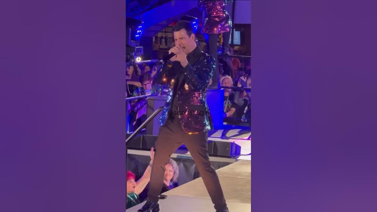 NKOTB/Jordan Knight NKOTB Cruise 2023 Gala Night Lights, Camera