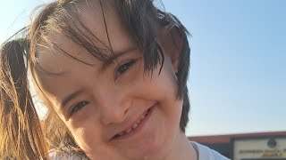 Ayşe Eylül Bu Arabayı Sevecek Mi? Herkes Yoruma 10 Vs 100 Dolar Kazanacak