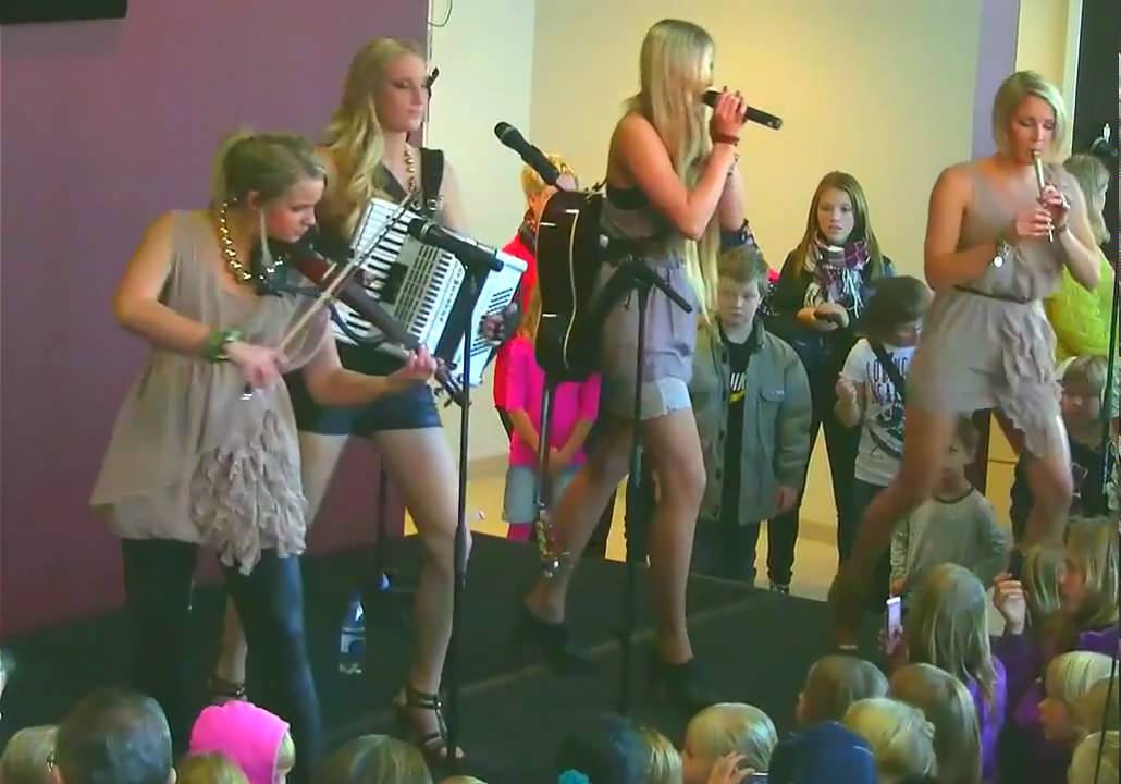 Timoteij - Kom (Live) Ultra HD