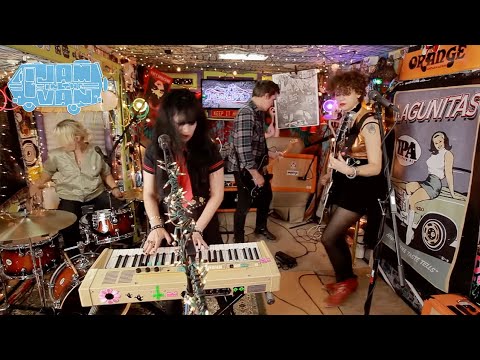 death-valley-girls---"disaster-is-what-we're-after"-(live-at-desert-daze-2017)-#jaminthevan
