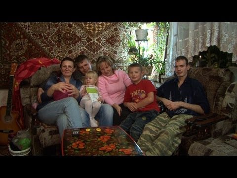 Video: Dzhigarkhanyans Ex-Frau Verglich Seine Wohnung In Moskau Mit Einer Scheune