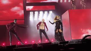 Shania Twain - Man! I Feel Like A Woman! (Live in Munich)