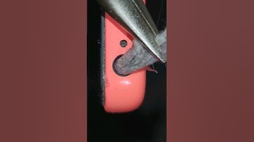 Cleaning iPhone audio jack with hot glue ❌ #satisfying #cleaning #asmr